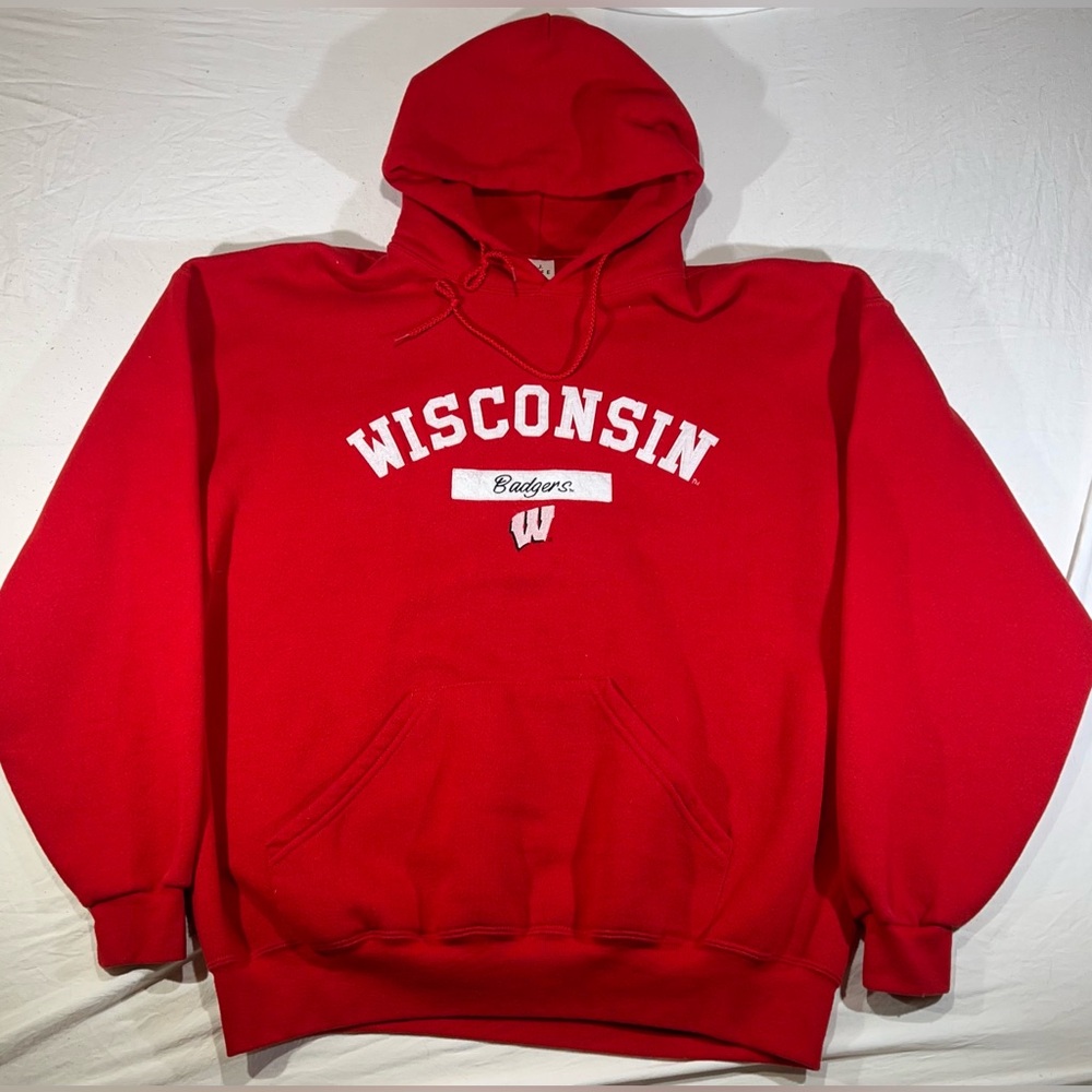 Vtg Embroidered Wisconsin Badgers Red Hoodie Sweatshirt Sz XL MJ SOFFE